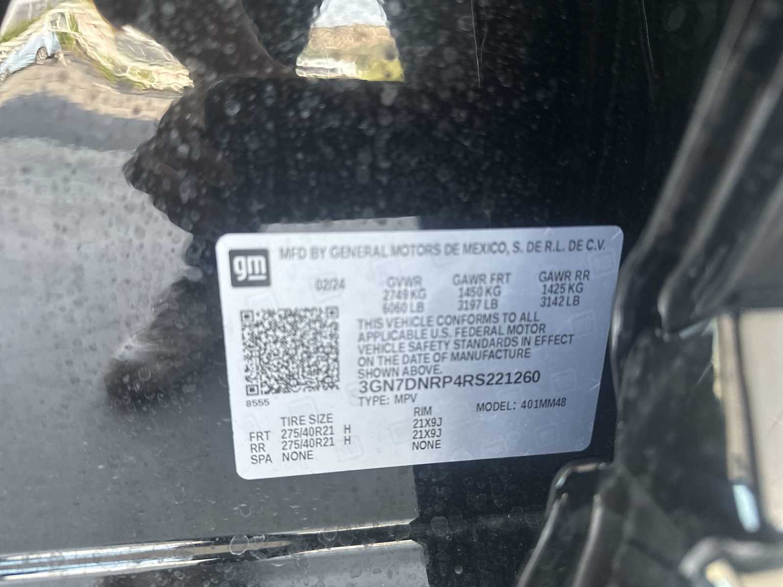 Vehicle image 25 of 32