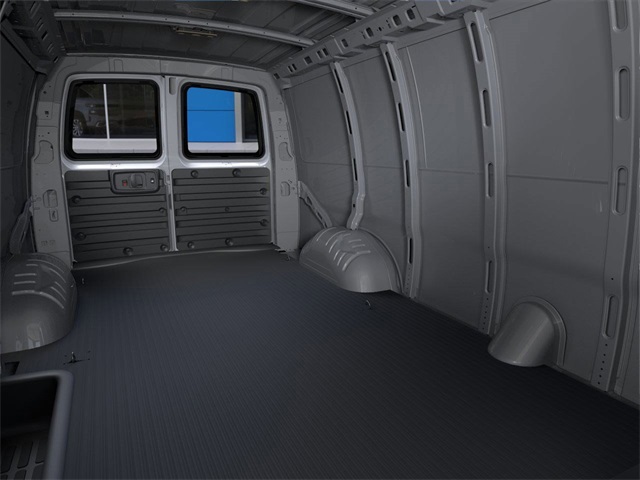 Vehicle image 17 of 24