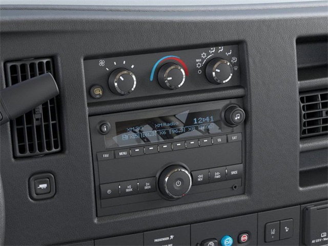 Vehicle image 20 of 24