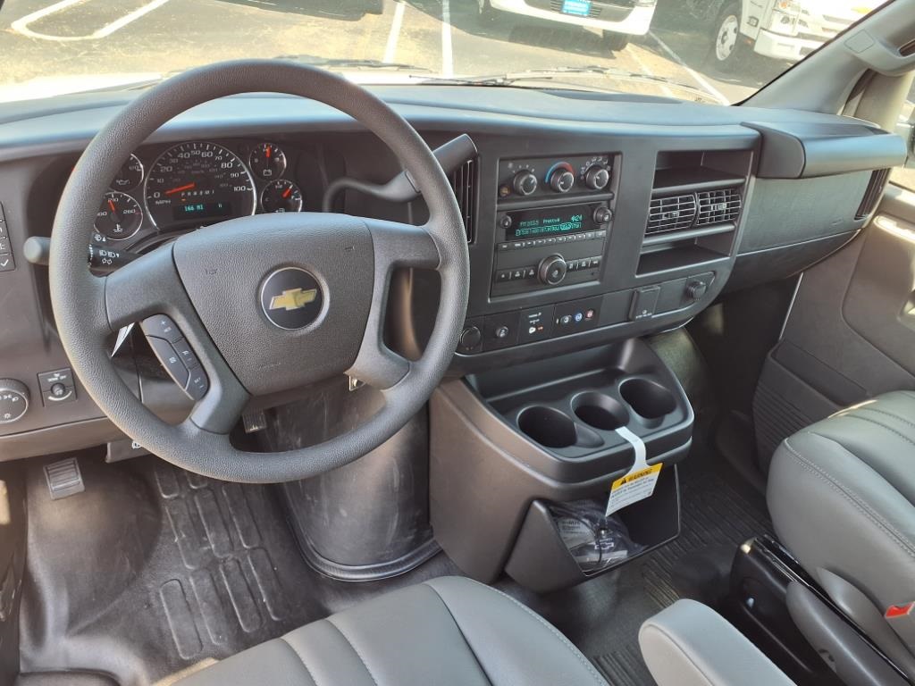 Vehicle image 7 of 20