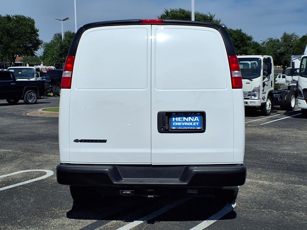 Vehicle image 5 of 20