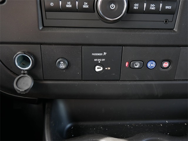 Vehicle image 11 of 16