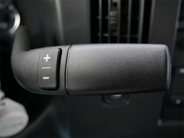 Vehicle image 8 of 16