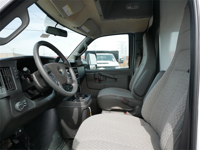 Vehicle image 5 of 16