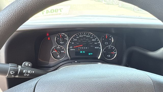 Vehicle image 7 of 40
