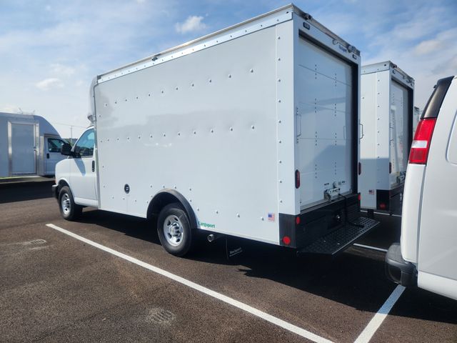 2024 Chevrolet Express Base Image 6 of 27