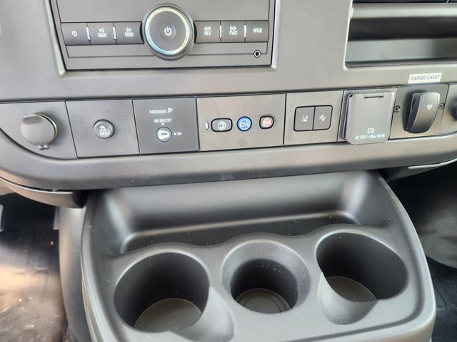 2024 Chevrolet Express Base Image 16 of 27