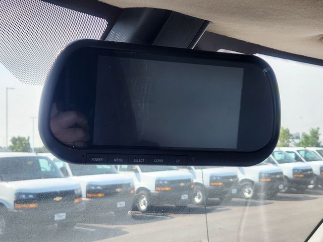 2024 Chevrolet Express Base Image 17 of 27