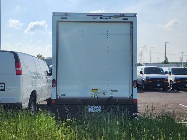 2024 Chevrolet Express Base Image 9 of 27