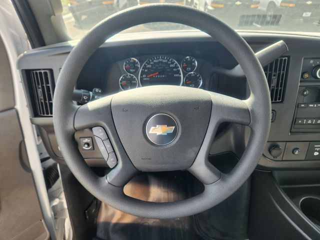 2024 Chevrolet Express Base Image 14 of 27