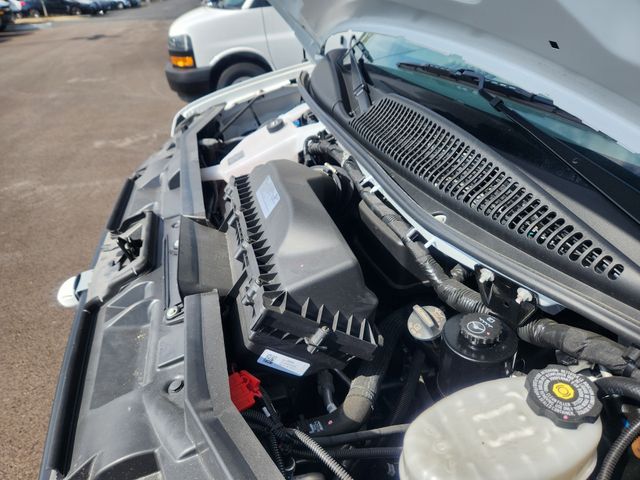 2024 Chevrolet Express Base Image 25 of 27