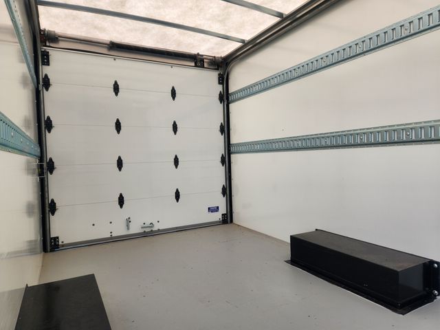 2024 Chevrolet Express Base Image 10 of 27