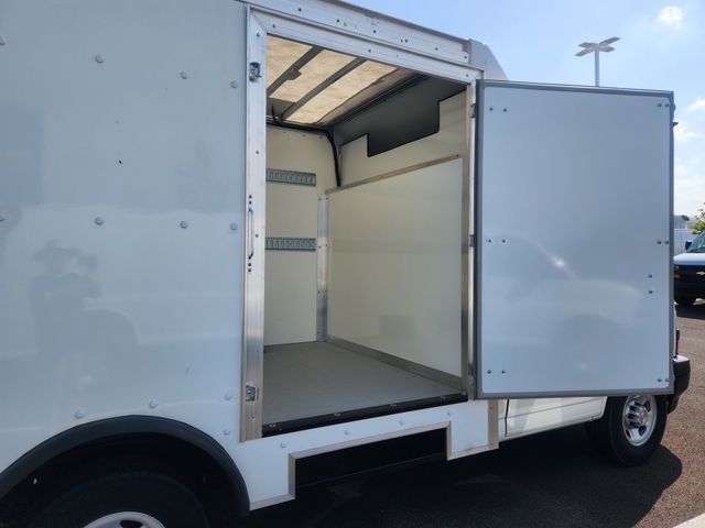 2024 Chevrolet Express Base Image 12 of 27