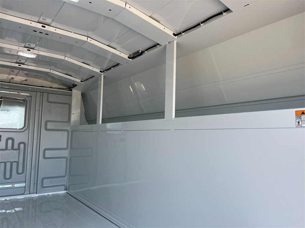 Vehicle image 20 of 26