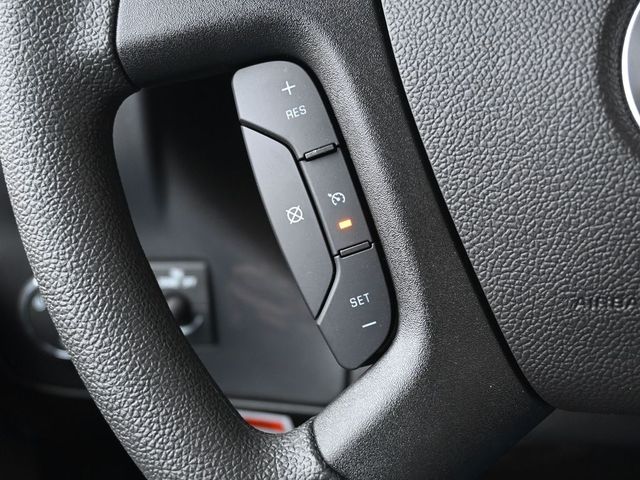 2024 Chevrolet Express Base Image 24 of 25