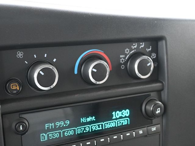 2024 Chevrolet Express Base Image 21 of 25