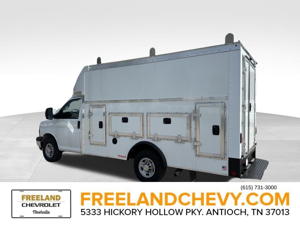 Vehicle image 6 of 25