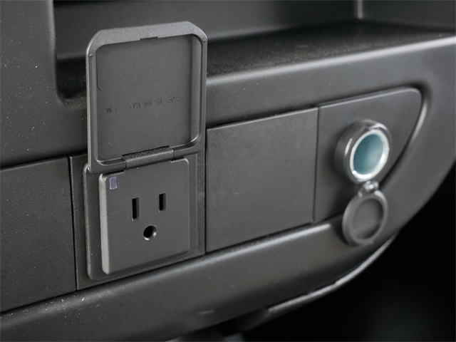 Vehicle image 12 of 16