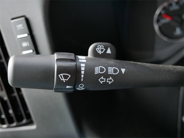 Vehicle image 9 of 16