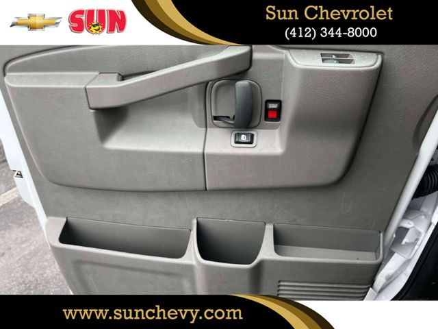 2024 Chevrolet Express Base Image 21 of 31