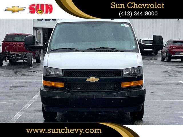 2024 Chevrolet Express Base Image 2 of 31