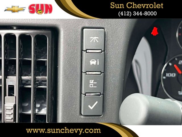 2024 Chevrolet Express Base Image 18 of 31