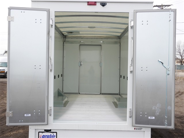 Vehicle image 15 of 16