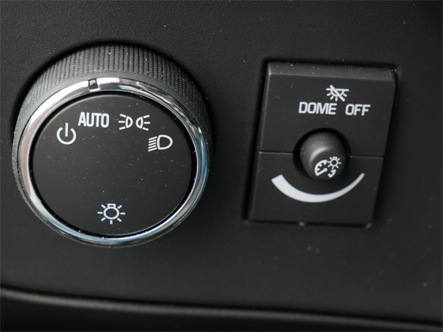 Vehicle image 14 of 16