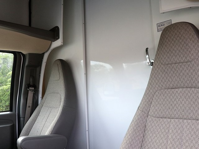 2024 Chevrolet Express Base Image 10 of 27
