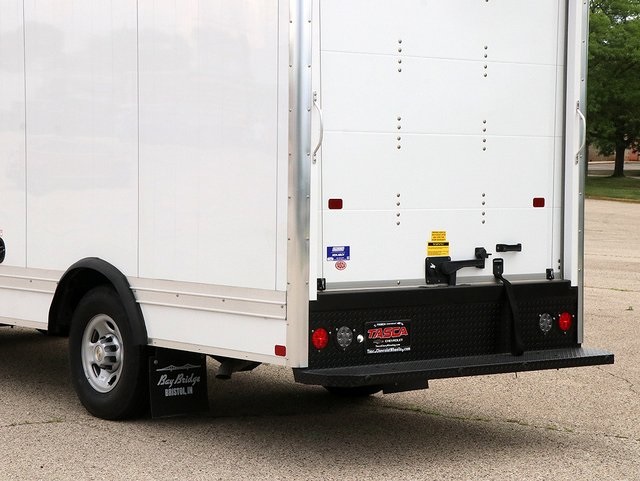 2024 Chevrolet Express Base Image 27 of 27