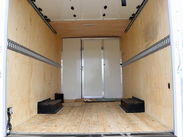 2024 Chevrolet Express Base Image 8 of 27