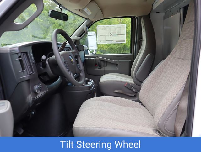 2024 Chevrolet Express Base Image 27 of 34