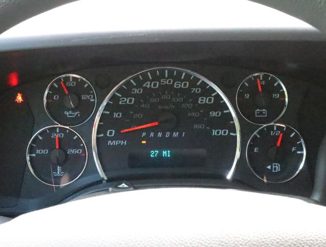 2024 Chevrolet Express Base Image 17 of 34