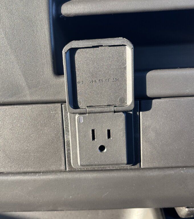 2024 Chevrolet Express Base Image 11 of 14