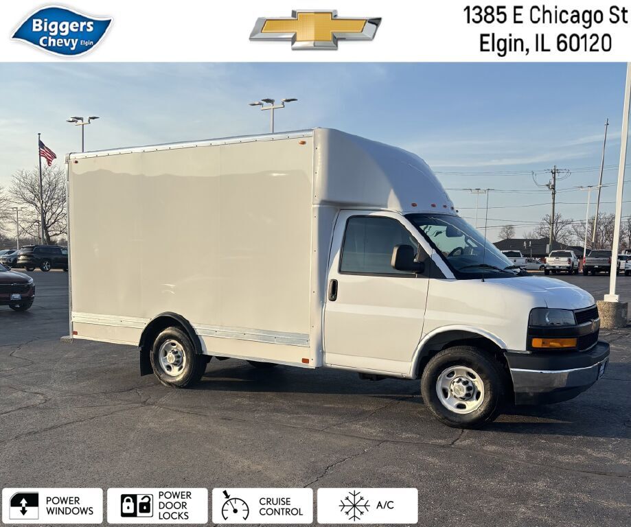 2024 Chevrolet Express Base Image 2 of 14