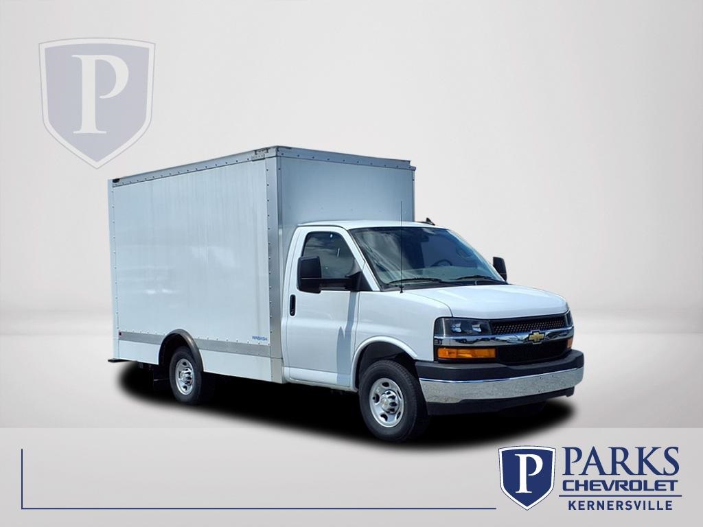 Vehicle image 3 of 26