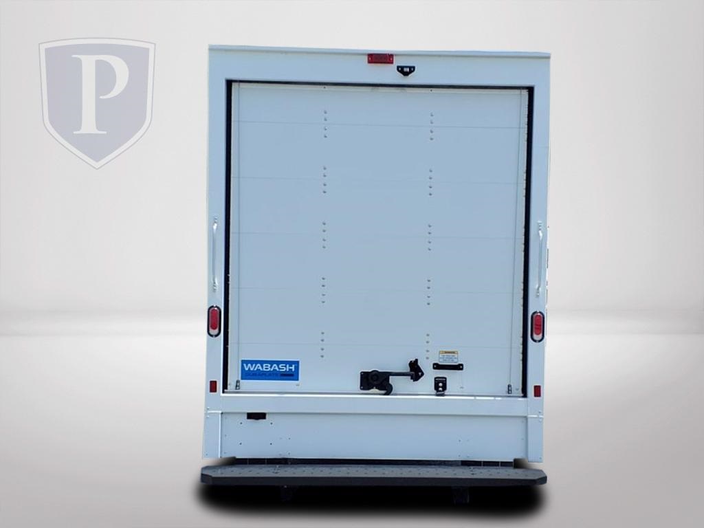 Vehicle image 6 of 26
