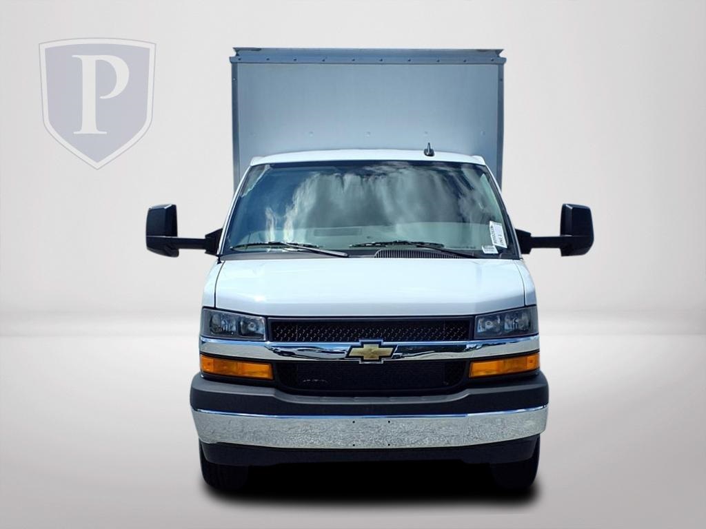Vehicle image 2 of 26