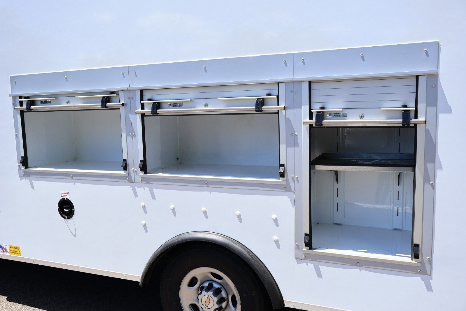 2024 Chevrolet Express Base Image 23 of 27