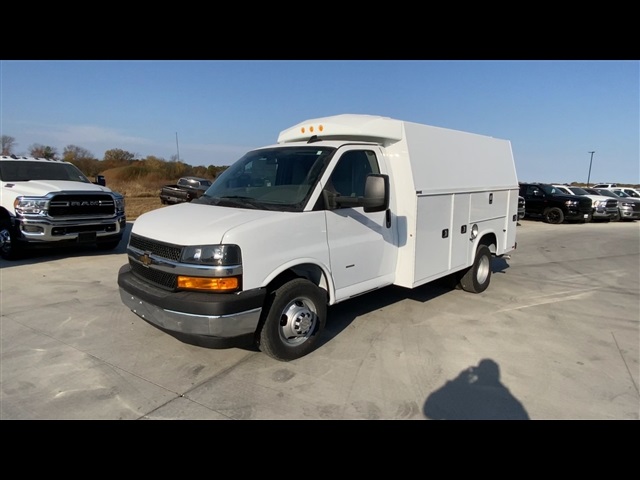 Vehicle image 1 of 48