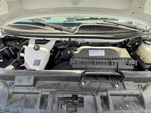 Vehicle image 24 of 26
