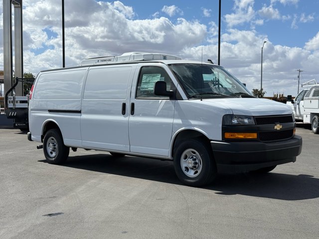 Vehicle image 4 of 26
