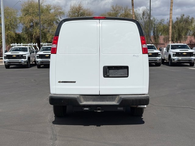 Vehicle image 7 of 26