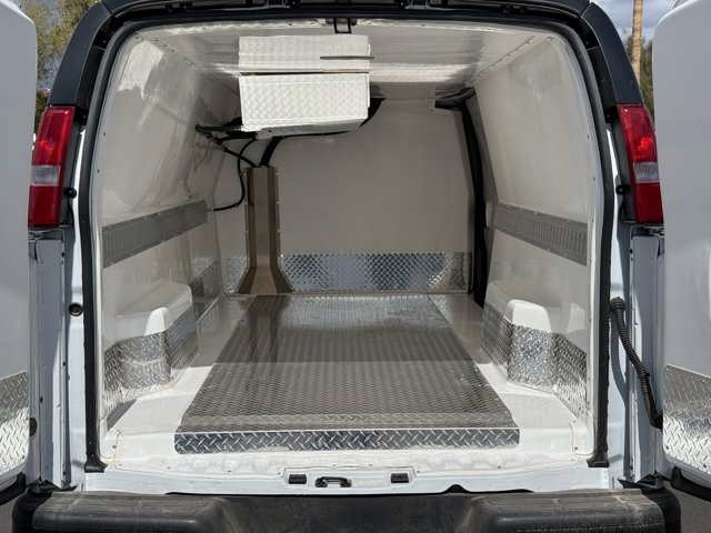 Vehicle image 20 of 26