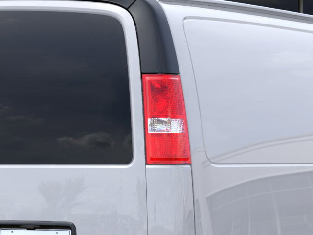 Vehicle image 11 of 24
