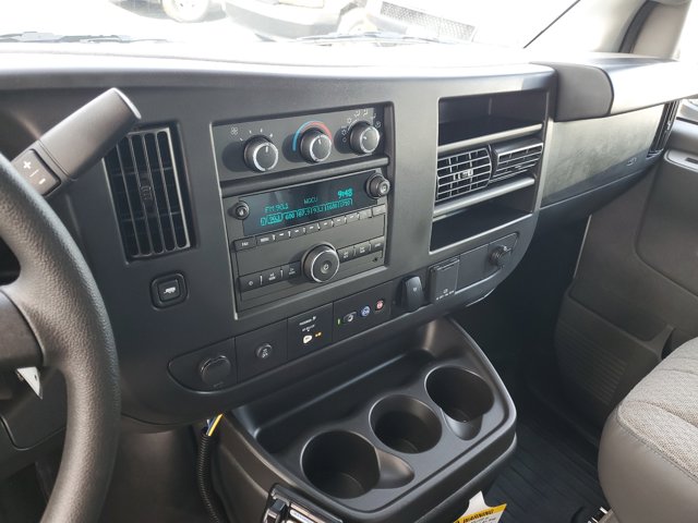 2024 Chevrolet Express Base Image 23 of 32