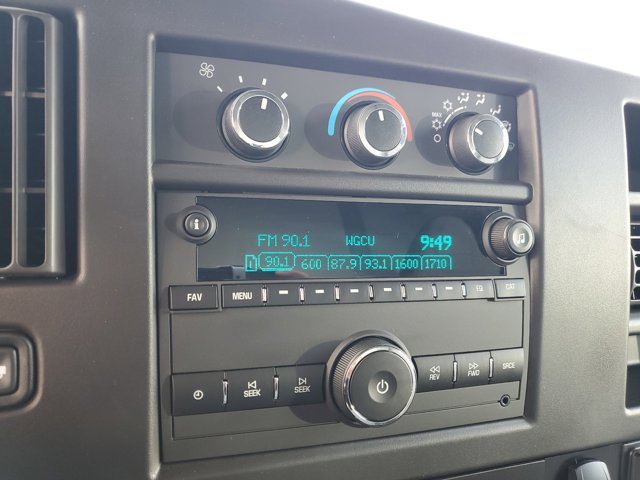 2024 Chevrolet Express Base Image 30 of 32