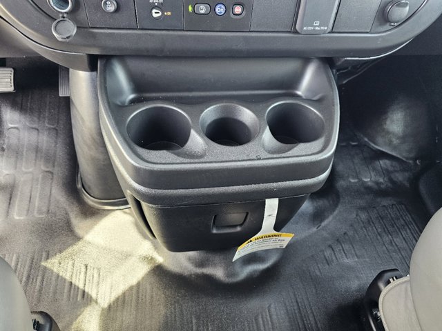Vehicle image 23 of 27