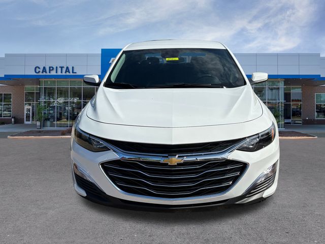 2024 Chevrolet Malibu LS Image 3 of 24
