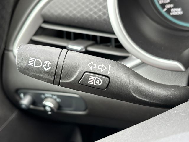 Vehicle image 29 of 31